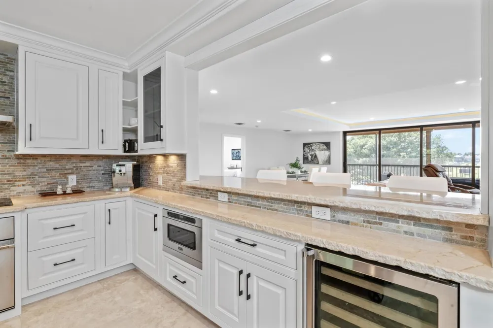 2785 Polo Island Drive #J301 Penthouse Wellington, FL 33414