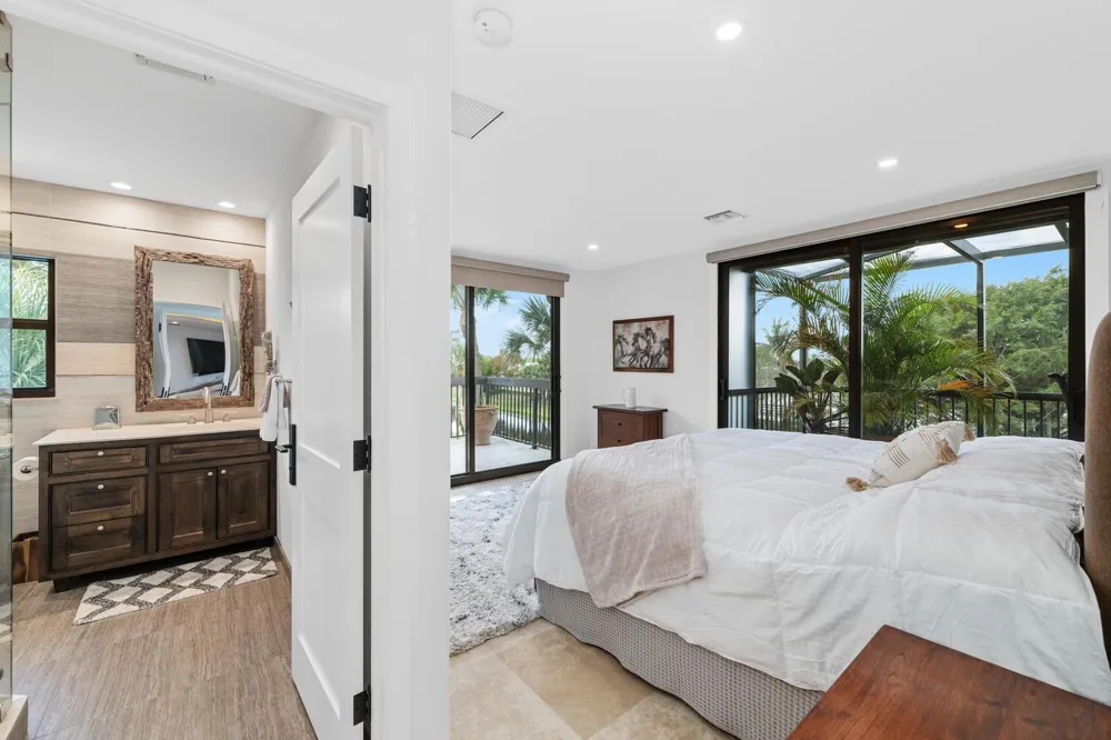 2785 Polo Island Drive #J301 Penthouse Wellington, FL 33414