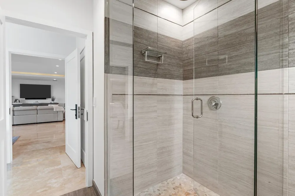 2785 Polo Island Drive #J301 Penthouse Wellington, FL 33414