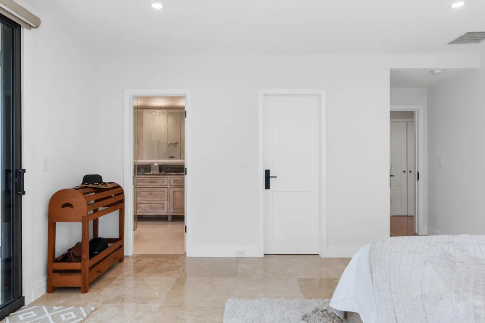 2785 Polo Island Drive #J301 Penthouse Wellington, FL 33414