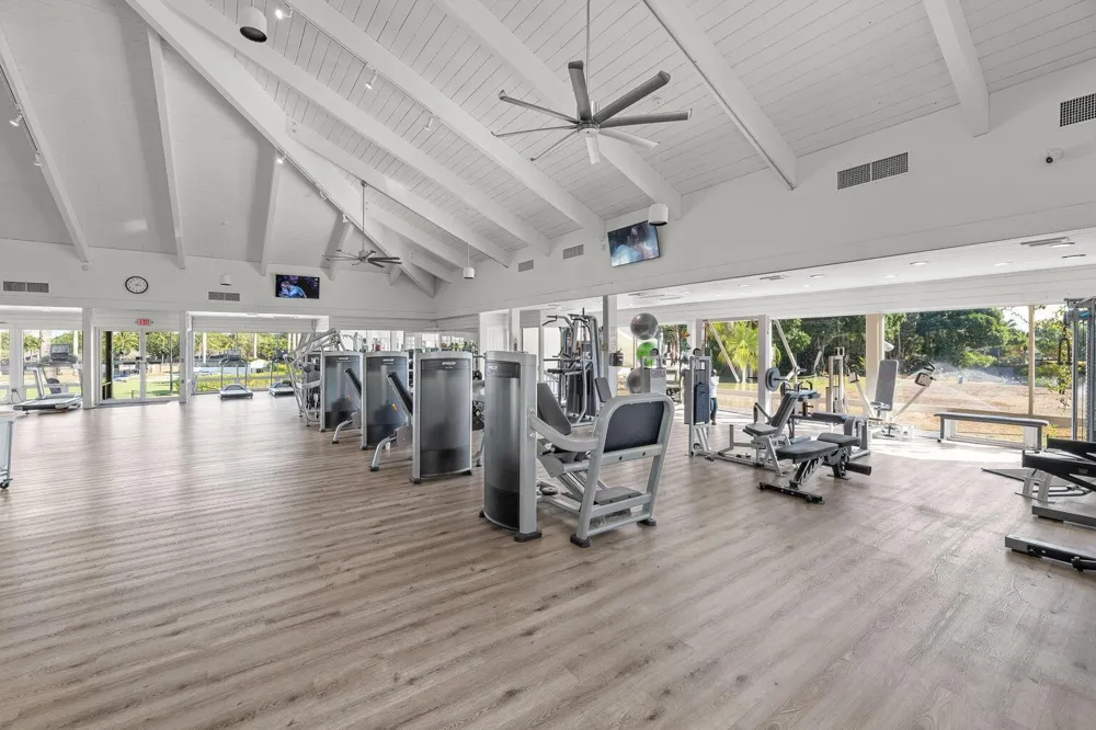 2785 Polo Island Drive #J301 Penthouse Wellington, FL 33414