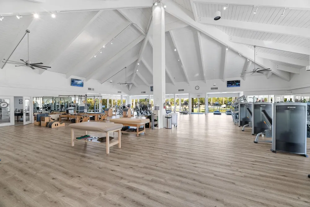 2785 Polo Island Drive #J301 Penthouse Wellington, FL 33414