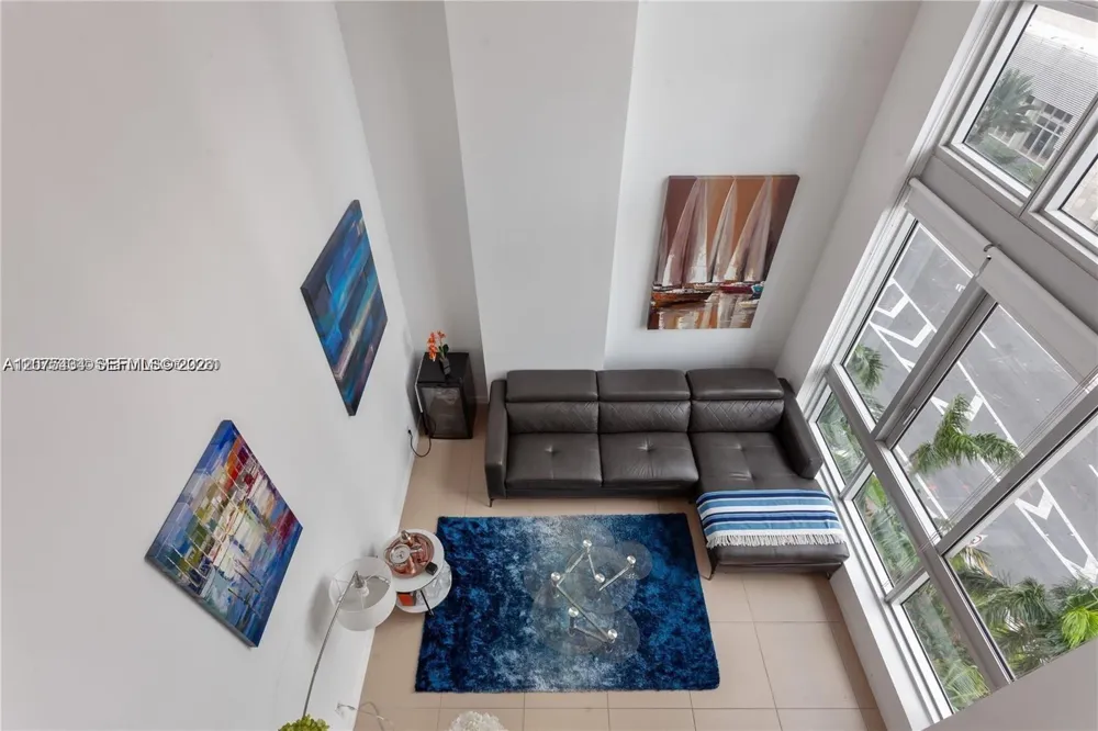 300 S Biscayne Blvd #L-432 Miami, FL 33131
