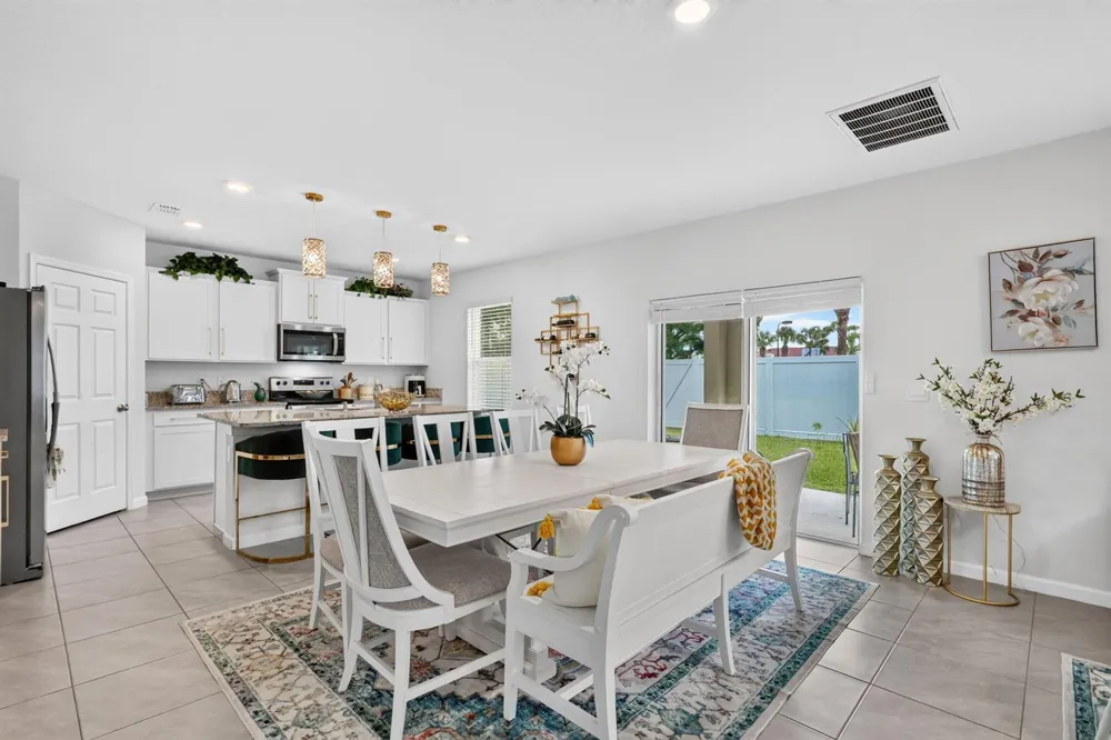 9517 Silver Sands Lane Fort Pierce, FL 34945