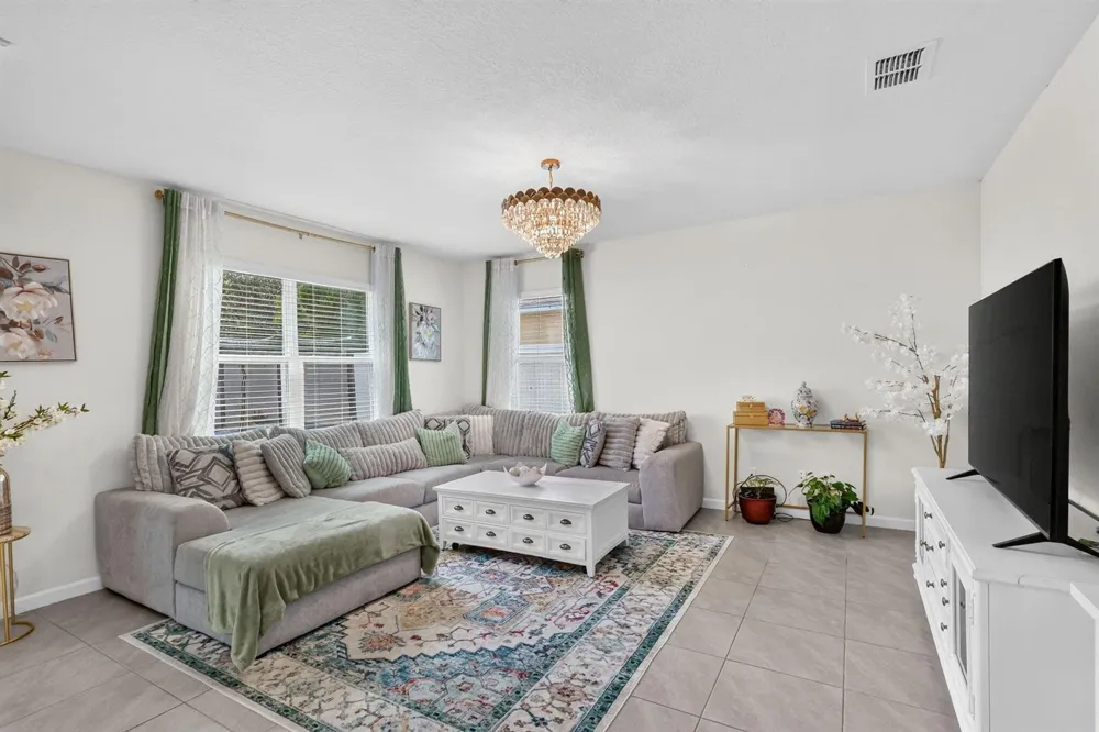 9517 Silver Sands Lane Fort Pierce, FL 34945