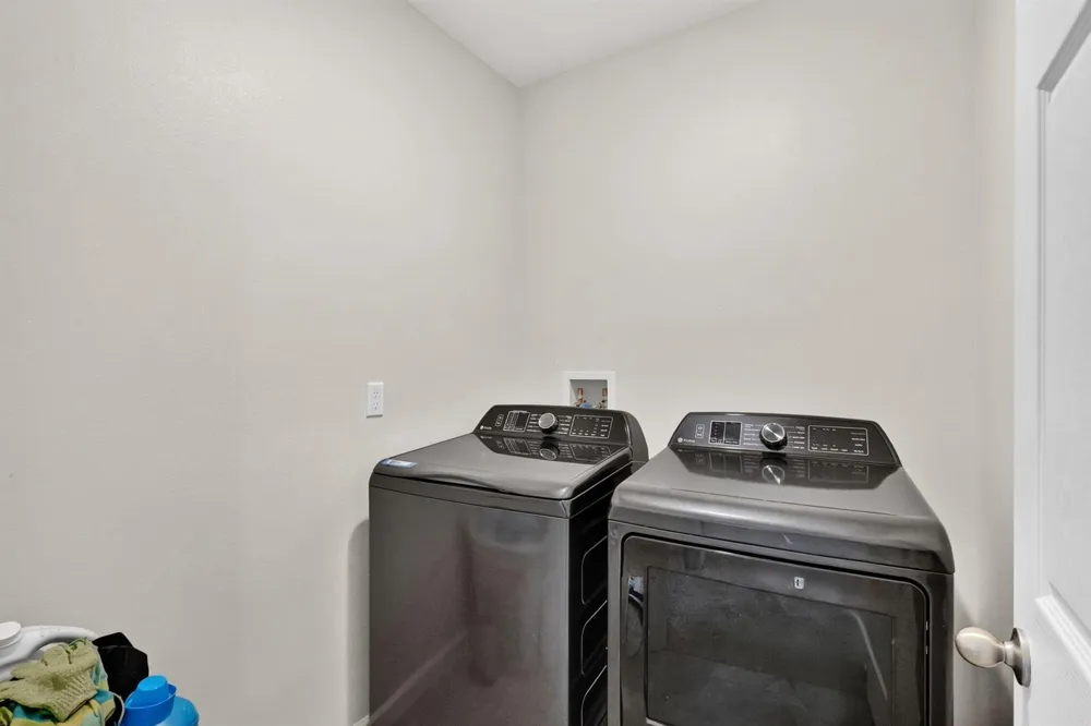 9517 Silver Sands Lane Fort Pierce, FL 34945