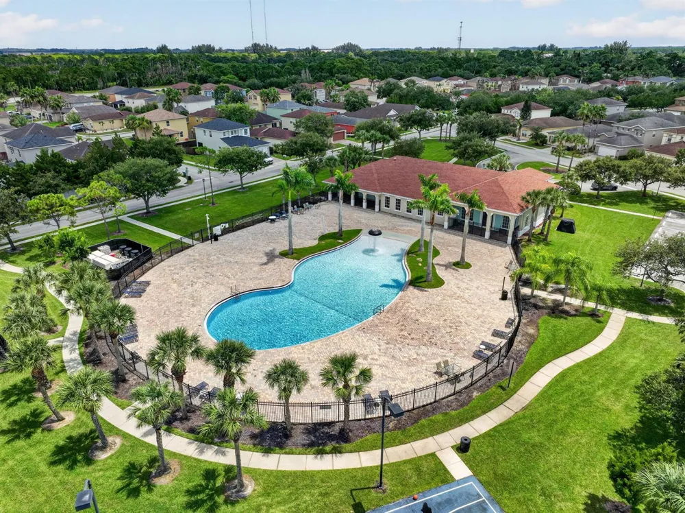 9517 Silver Sands Lane Fort Pierce, FL 34945