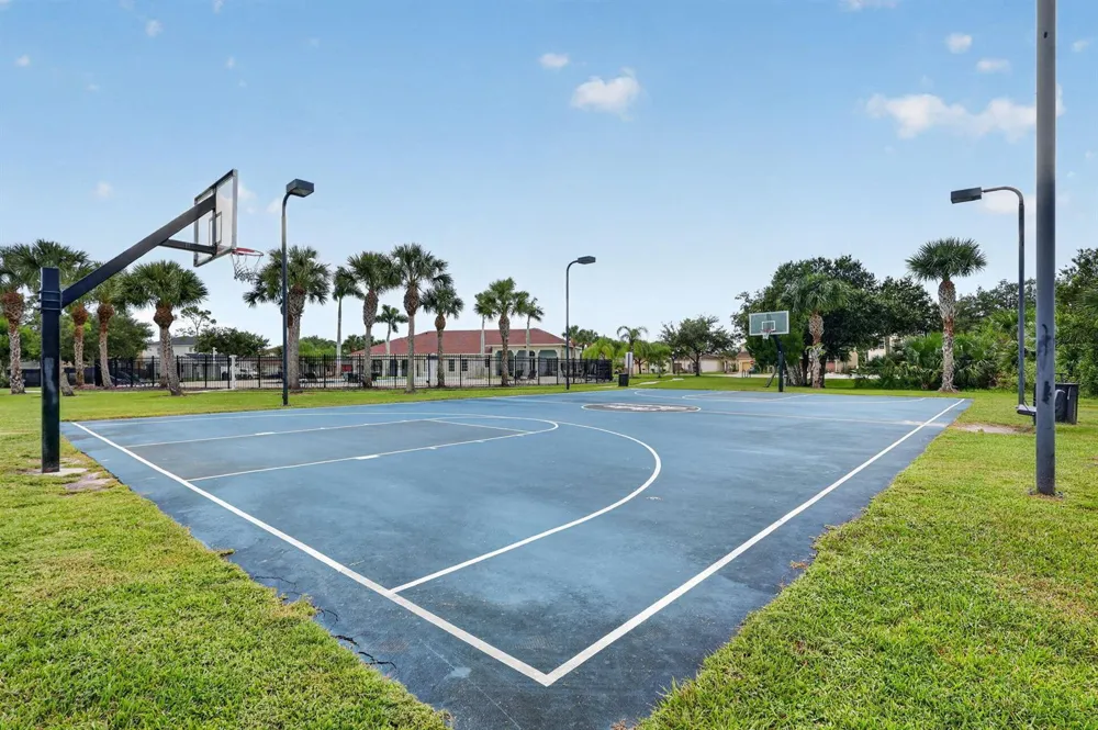 9517 Silver Sands Lane Fort Pierce, FL 34945