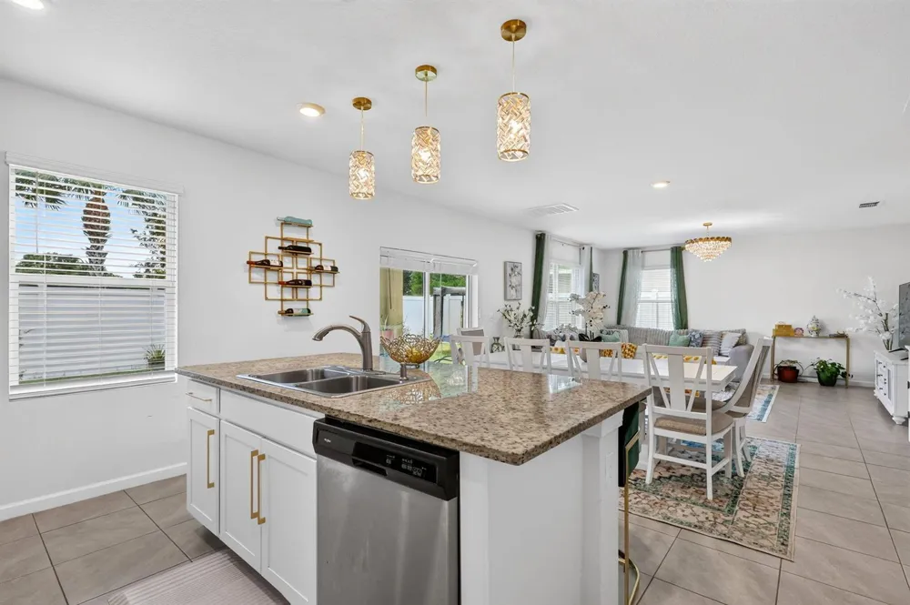 9517 Silver Sands Lane Fort Pierce, FL 34945