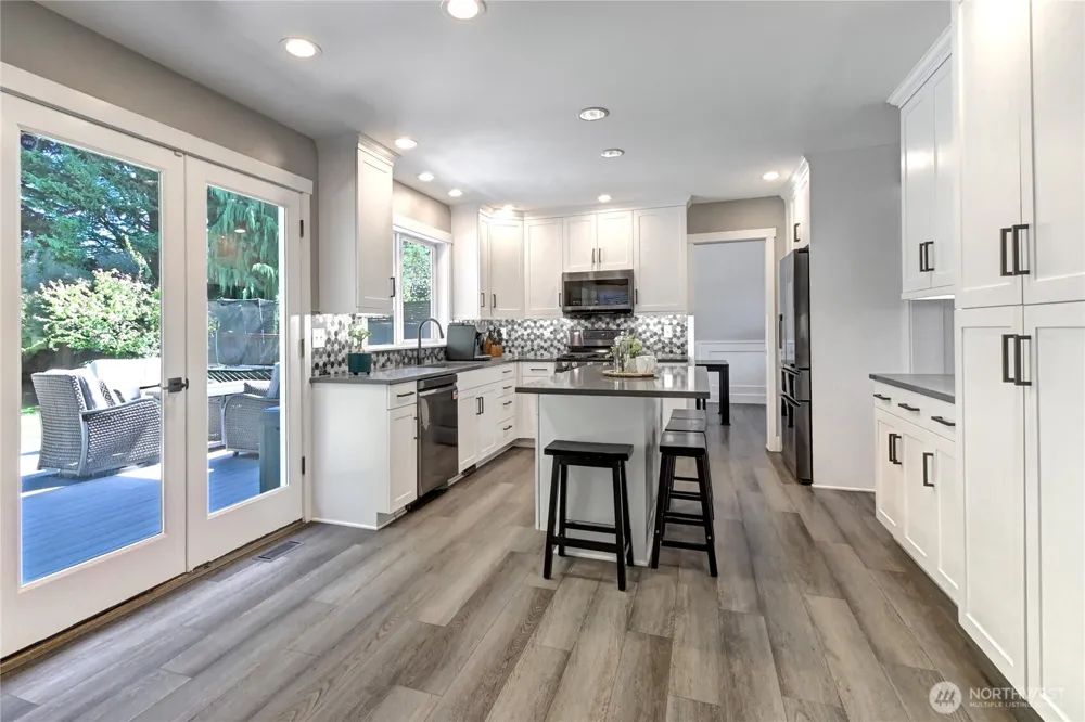 14918 89th Place NE Kenmore, WA 98028