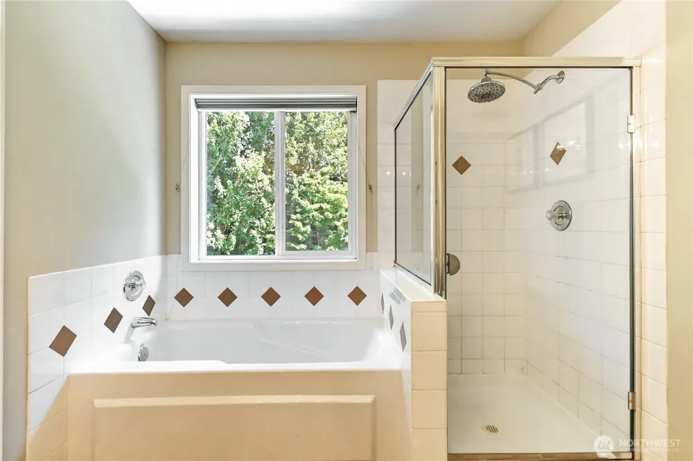 14918 89th Place NE Kenmore, WA 98028