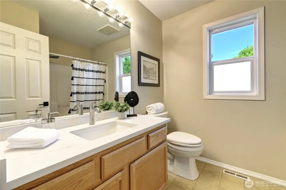 14918 89th Place NE Kenmore, WA 98028