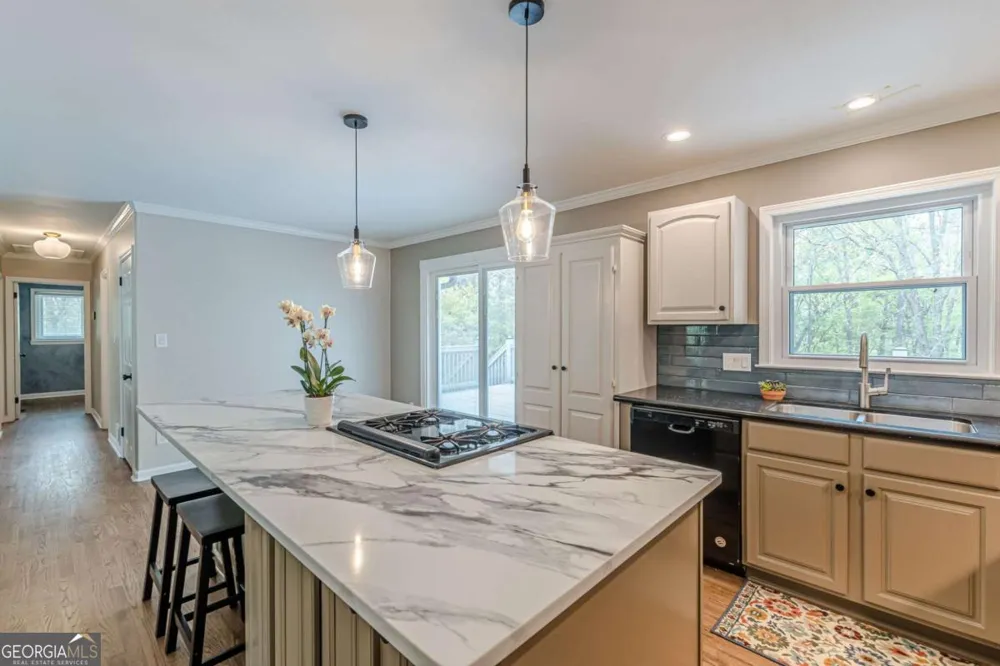 2396 Elmwood CIR SE Smyrna, GA 30080