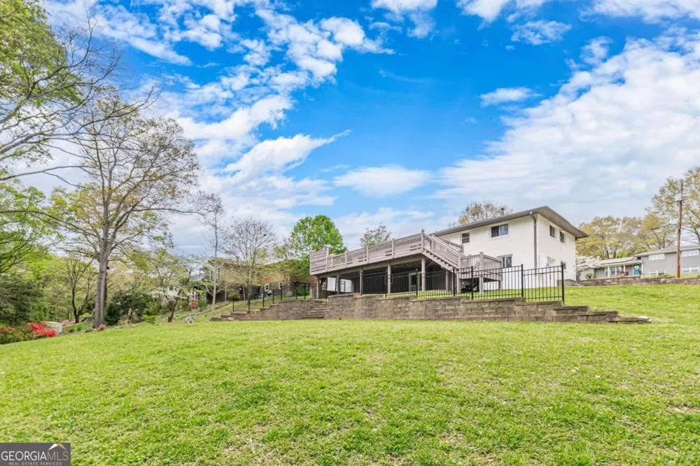 2396 Elmwood CIR SE Smyrna, GA 30080
