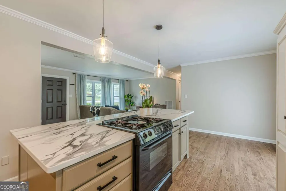 2396 Elmwood CIR SE Smyrna, GA 30080