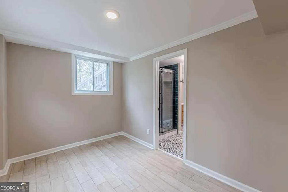 2396 Elmwood CIR SE Smyrna, GA 30080