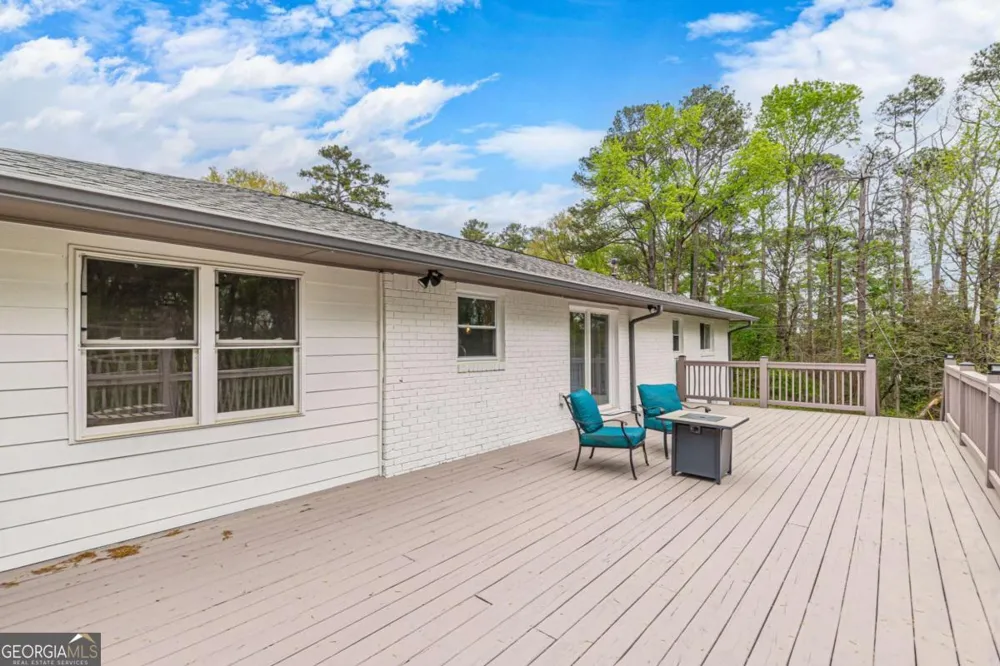 2396 Elmwood CIR SE Smyrna, GA 30080