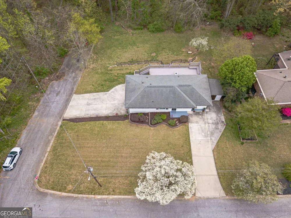 2396 Elmwood CIR SE Smyrna, GA 30080
