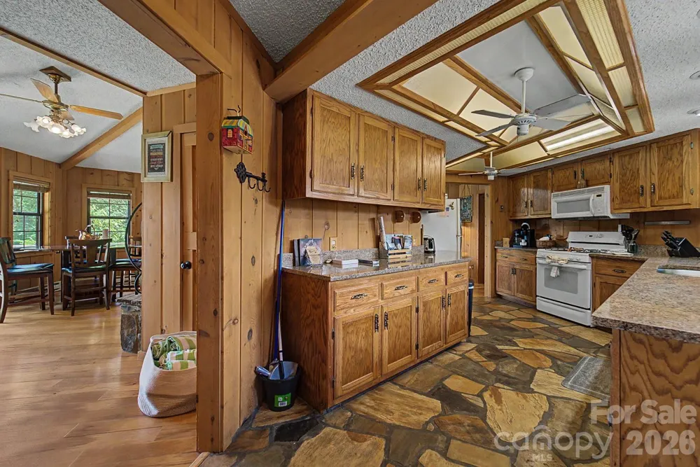 630 Smokey Vista Drive Bryson City, NC 28713