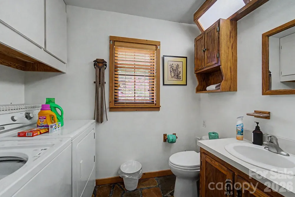 630 Smokey Vista Drive Bryson City, NC 28713
