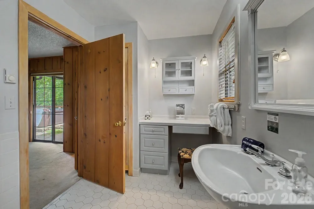 630 Smokey Vista Drive Bryson City, NC 28713