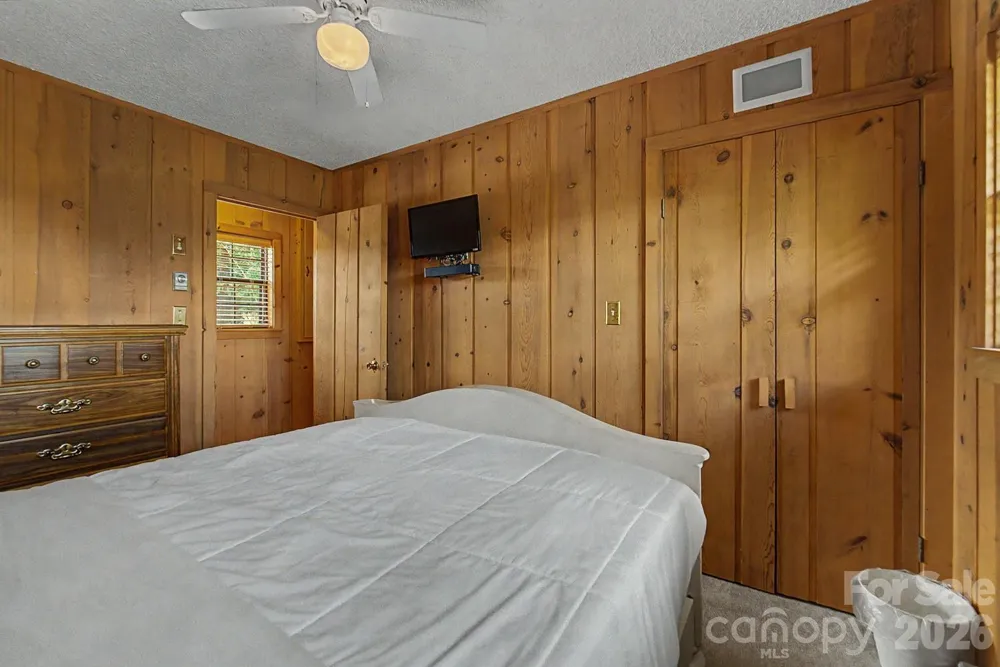 630 Smokey Vista Drive Bryson City, NC 28713