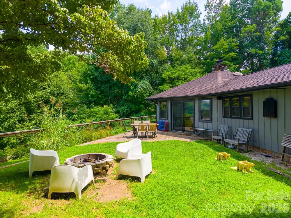 630 Smokey Vista Drive Bryson City, NC 28713