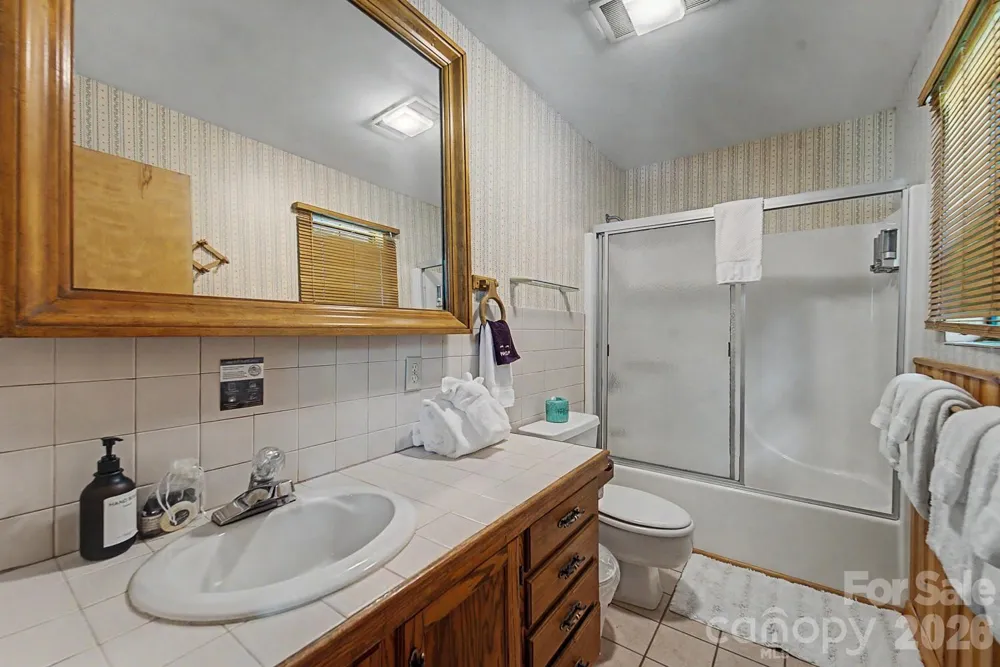 630 Smokey Vista Drive Bryson City, NC 28713