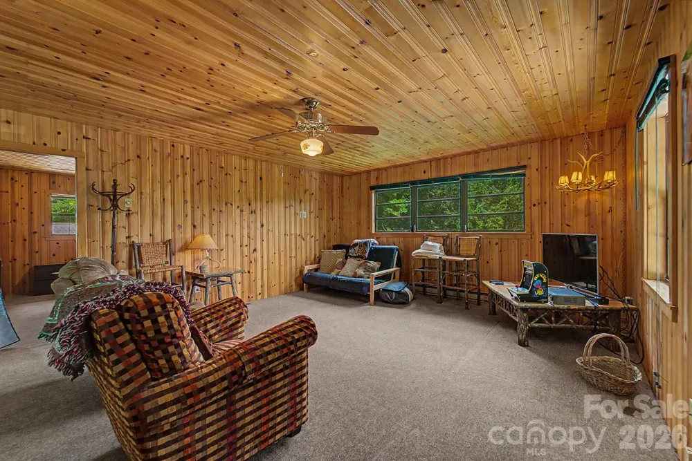 630 Smokey Vista Drive Bryson City, NC 28713