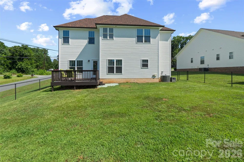 1215 Robinhood Lane Kannapolis, NC 28081