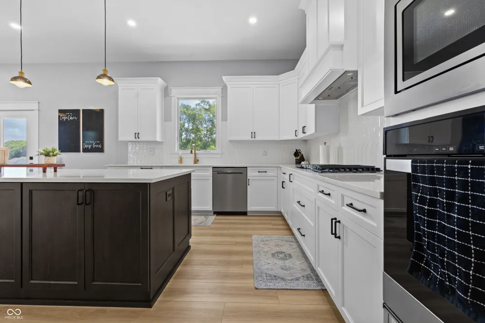 1837 Calvert Farms Drive Greenwood, IN 46143