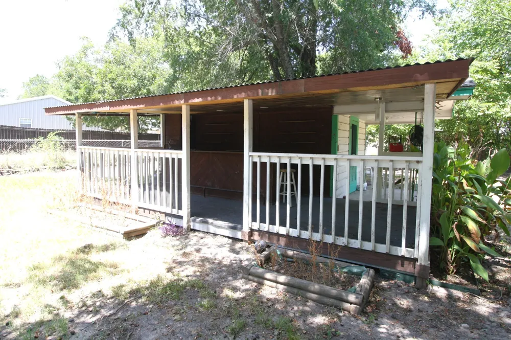 306 S Austin Street Wolfe City, TX 75496