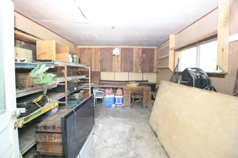 306 S Austin Street Wolfe City, TX 75496