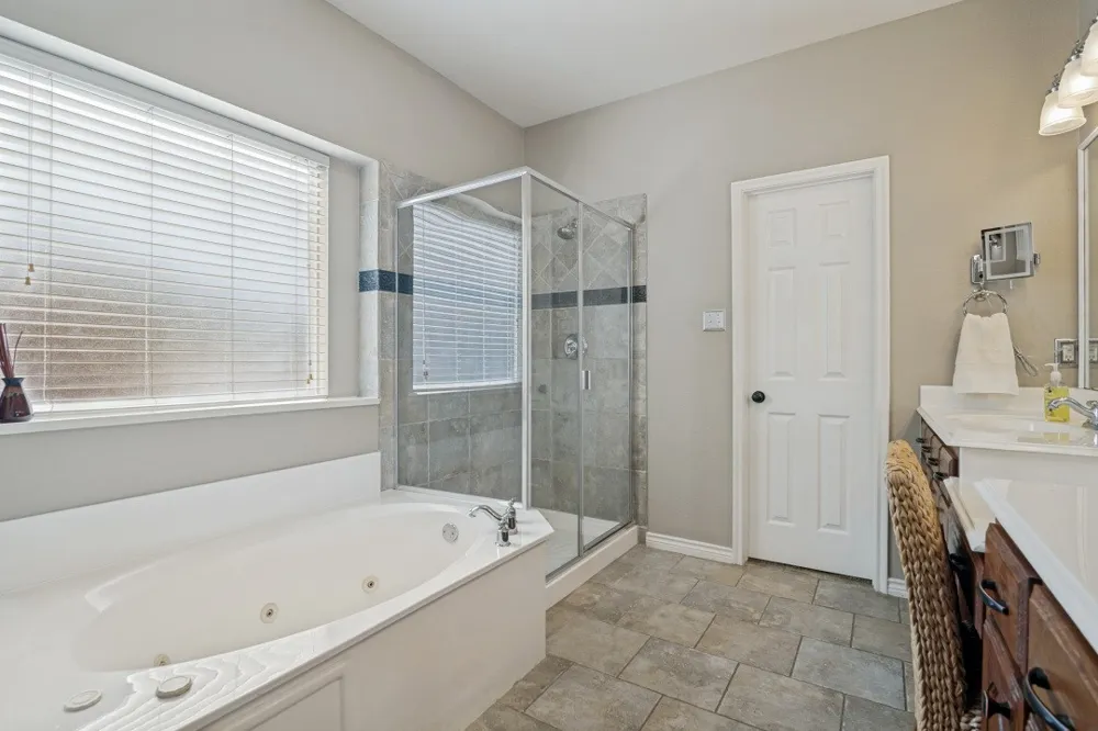 302 Highland Valley Court Wylie, TX 75098