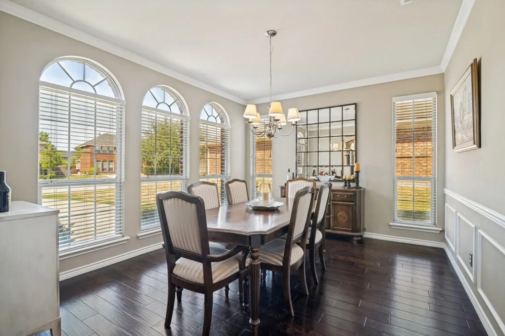302 Highland Valley Court Wylie, TX 75098