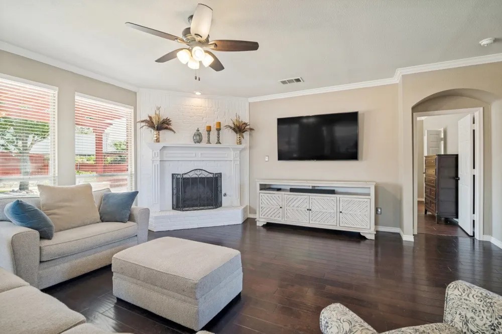 302 Highland Valley Court Wylie, TX 75098