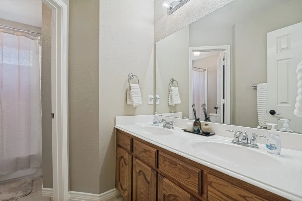 302 Highland Valley Court Wylie, TX 75098