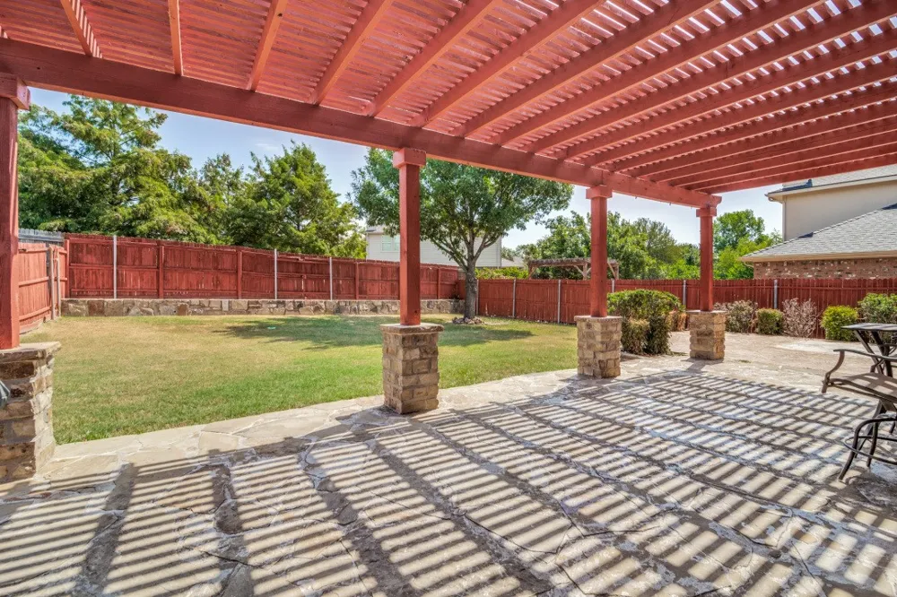 302 Highland Valley Court Wylie, TX 75098