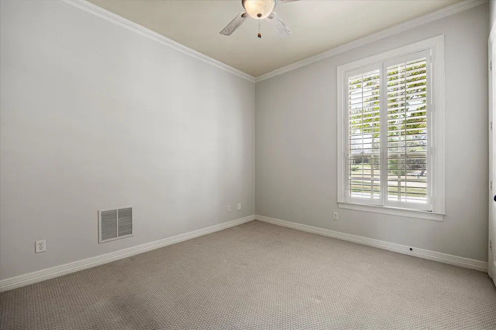 161 Ridgemont Drive Heath, TX 75126