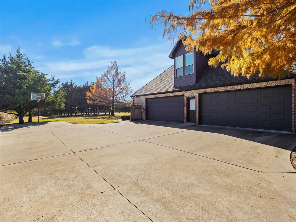 161 Ridgemont Drive Heath, TX 75126