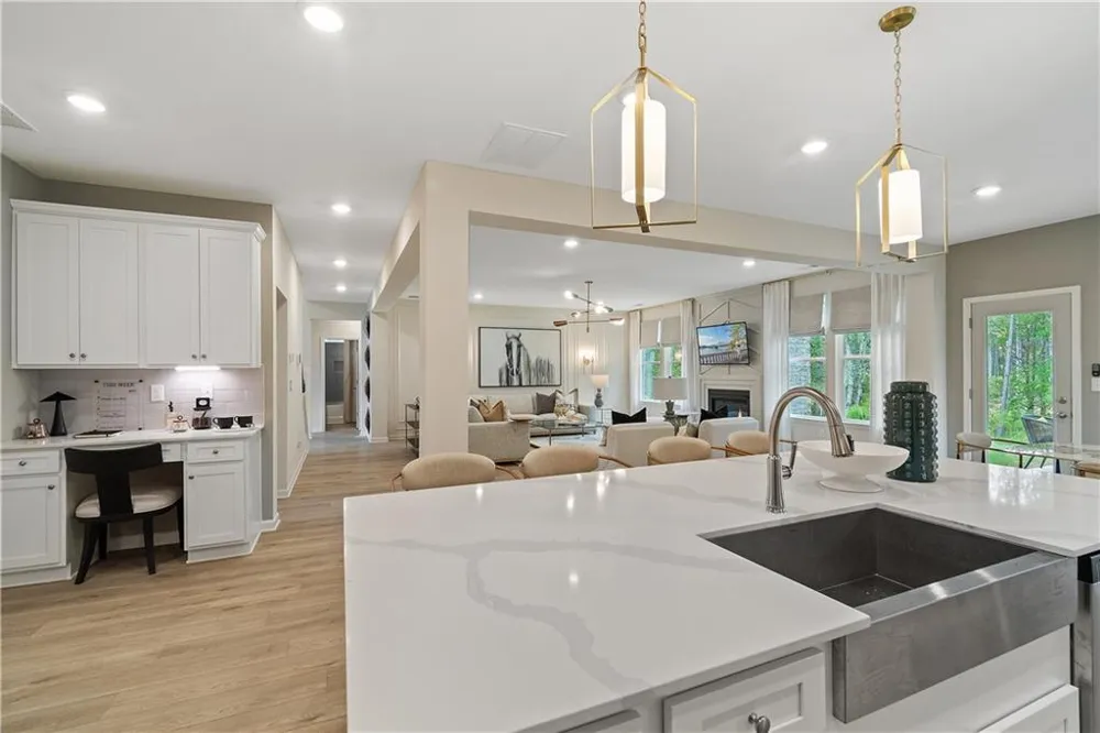 2804 Niblick Green Loop Snellville, GA 30039