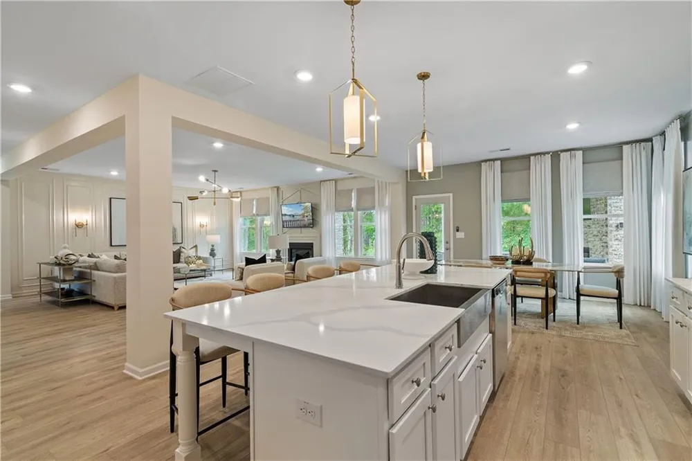 2804 Niblick Green Loop Snellville, GA 30039