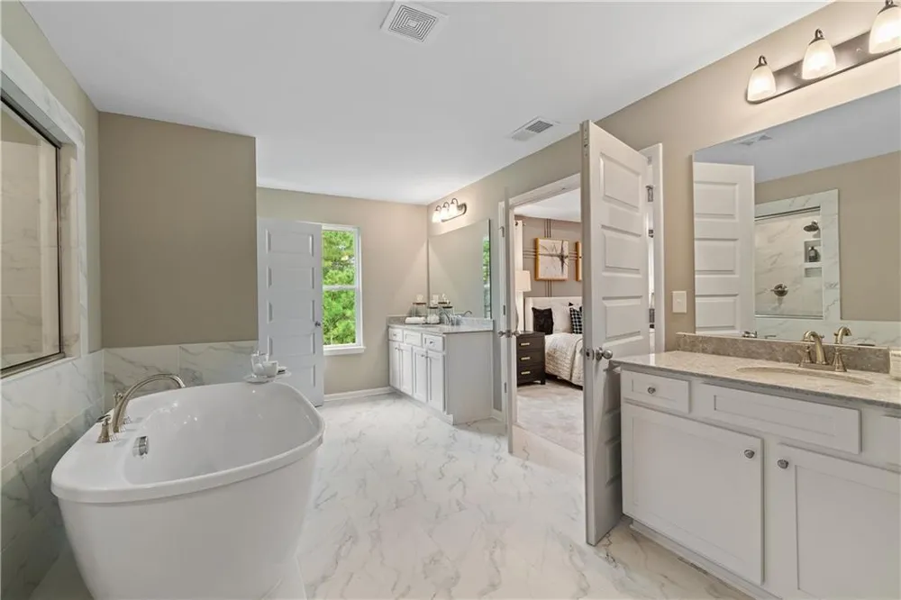 2804 Niblick Green Loop Snellville, GA 30039