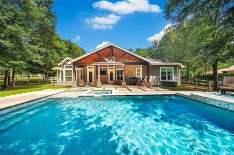 8857 Catamaran Way