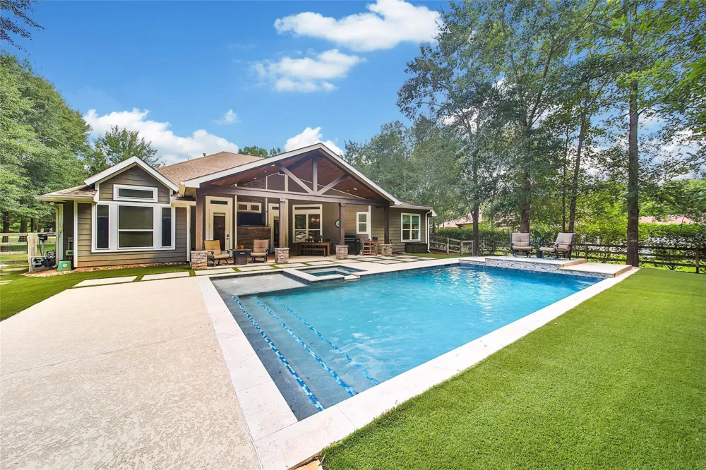 8857 Catamaran Way Montgomery, TX 77316