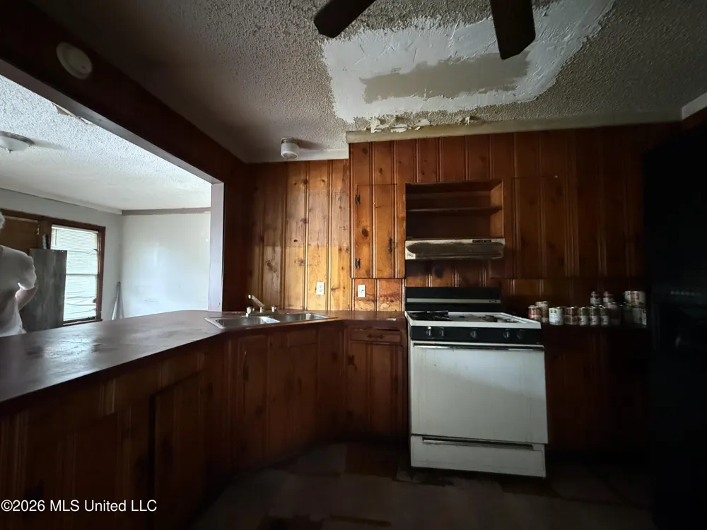 123 Apple Ferriday, LA 71334