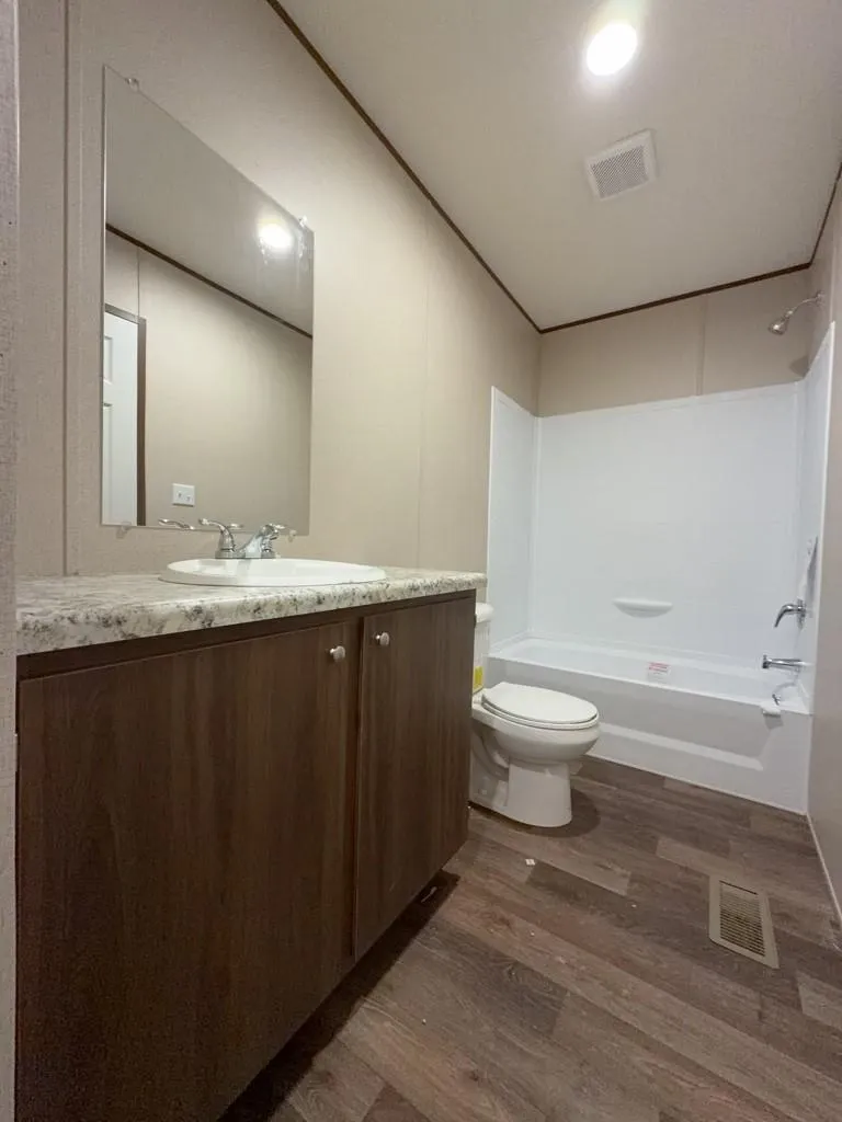 3046 5914 15 Cleveland, TX 77327