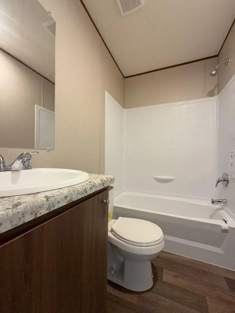 3046 5914 15 Cleveland, TX 77327