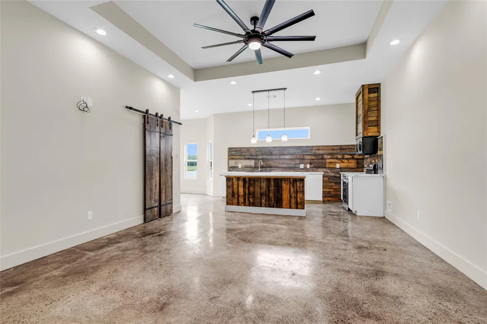 145 Meadowview Drive Trinity, TX 75862