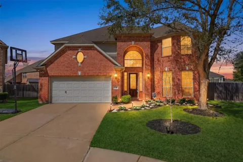 6102 Lakenshire Falls Lane